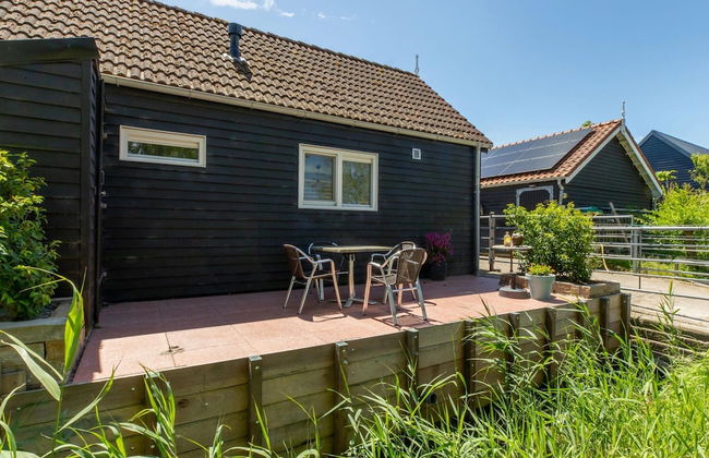 Holiday Home in Zeeland With Romantic Terrace - Foto 1