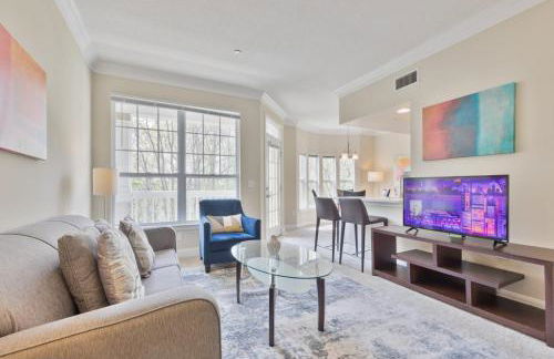 Modern Apt with Private Garage - Foto 1