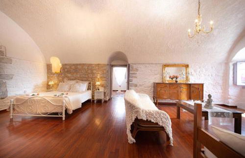 Iliana's house - spacious cave house in the center of Areopolis - Foto 14