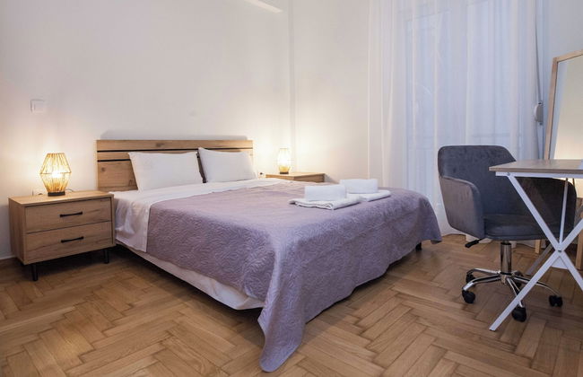 Fresh Urban Apt with Balcony in Zografou - Foto 2