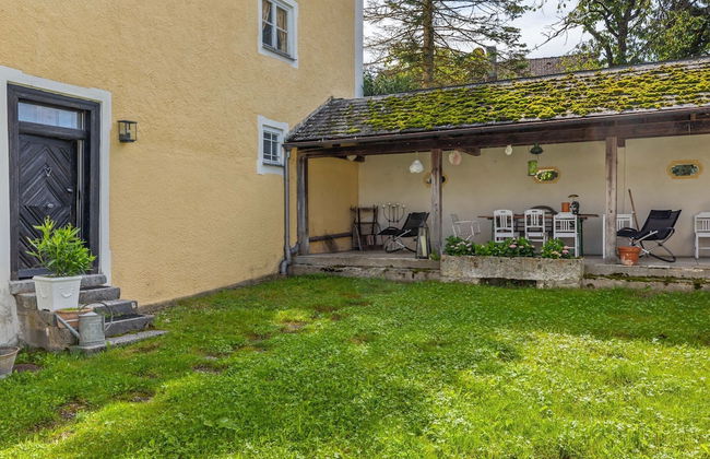 Lavish Castle in Riedenburg with Garden near Lake - Foto 32