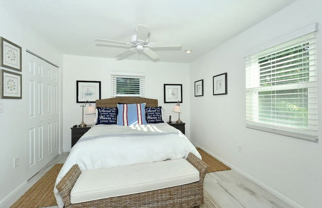 Tarpon Pointe 2 Bedroom Home by RedAwning - Photo 4