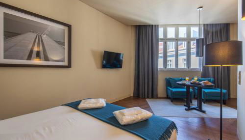 039 8 Building Studio 222 - Garden View - Photo 4, towels