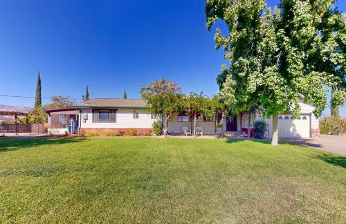 Hilltop Sierra-View Home Ranchito Retreat with Pool - Foto 26