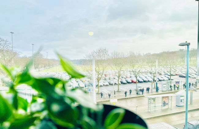 Beautiful 3-bed Apartment With Driveway Parking - Foto 28