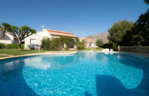 HOUSE IN PRIVATE URBANIZATION - Photo 25