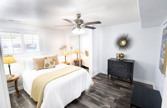 Farmington Gem 6BR Private Fenced Yard Sleeps 15 - Foto 80