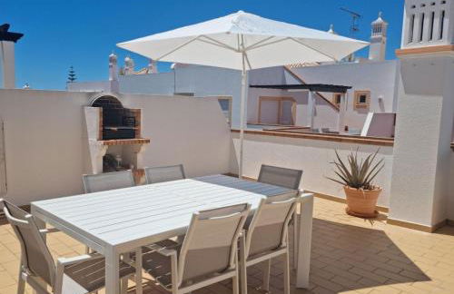 Cabanas de Tavira Gomeira, 2 bedroom, 3 terraced Penthouse with Seaview, 300m from the Sea - Foto 4