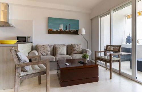 Modern apartment with pool on the beachfront in Marbella by SharingCo - Photo 7