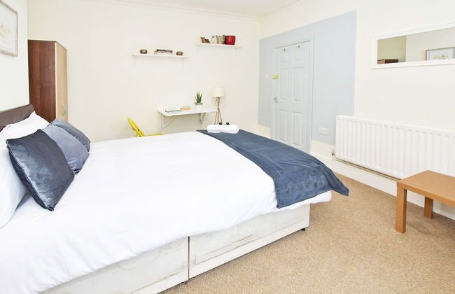 Townhouse @ Earle Street Crewe - Photo 3