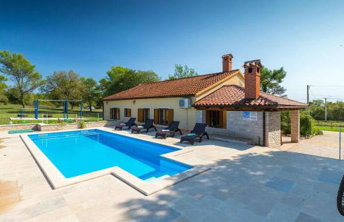 Villa Emanuel - Foto 1