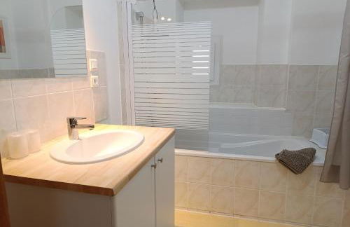 VILLAS-DU-LAC Appartements de vacances et Espace Spa privé - Foto 47