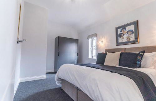 Redwood Escape Stylish New Forest Stay Sleeps 4 Near Paultons Park - Foto 4