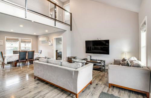 1 Mi to Oregon Dunes Quiet Getaway with Deck - Foto 4