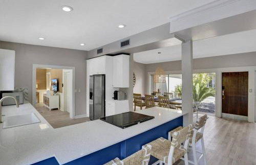 Brand New! Heated Pool, Golf Cart, Next to Beach - Foto 11