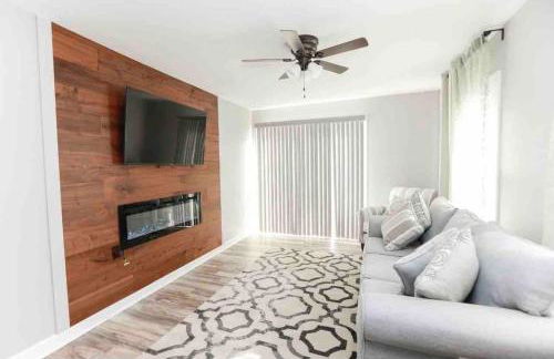 MidtermLongterm Buckroe Beach Bungalow EV chrg - Foto 26