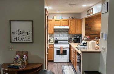 Camelback Private Home located behind Waterpark & Ski Lift - Foto 7