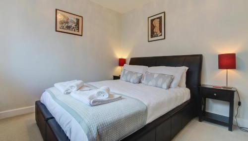 Spacious Townhouse on Quiet Street-Wi-Fi, Desk - Foto 3, towels