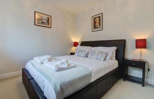 Spacious Townhouse on Quiet Street-Wi-Fi, Desk - Foto 3