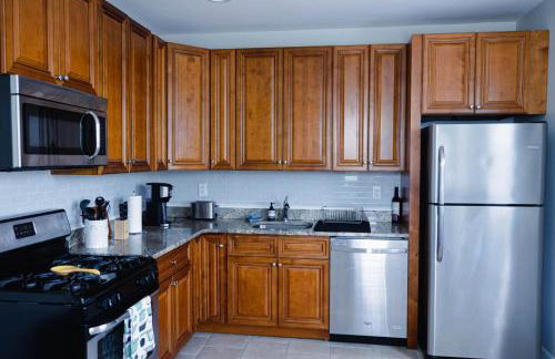 Rainforest Retreat 20m to NYC Parking Sleeps 25 - Foto 25