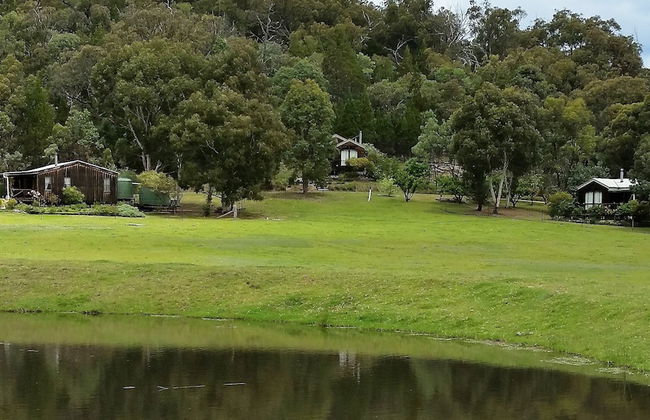 Wisteria Cottage and Cabins - Photo 23