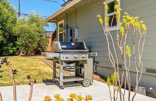 Happy House Getaway - Pool, Hot Tub & Wine Country - Foto 63