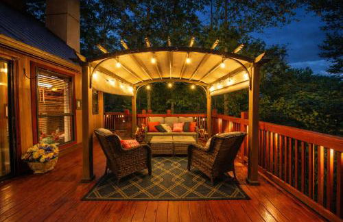 Hot Tub, Fire Pit and Lake Access! Almond Cabin - Foto 2