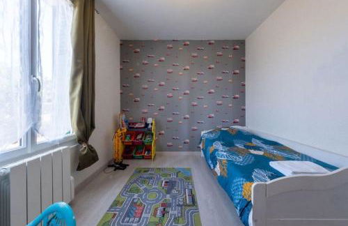 La Raboliote -Maison 3 chambres- jardin - 15 min Parc Fédéral Lamotte - CAUTION OBLIGATOIRE - Foto 3