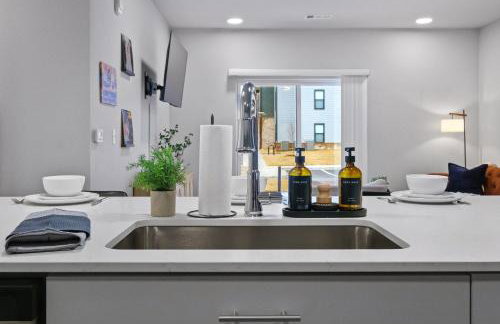 1BR Retreat Near Walmart Campus & AMP U of A - Foto 31