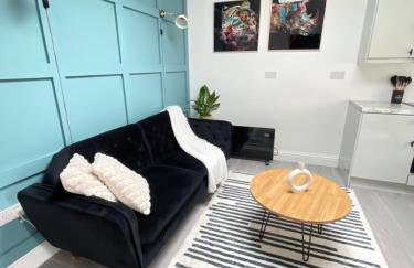 Vibrant Bungalow 2 Bedroom Flat with secure private parking - Foto 6