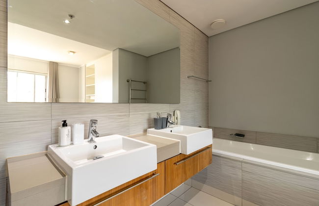 Experience Uninterrupted Comfort Fully Furnished 2br Flat Free From Loadsheding - Foto 13