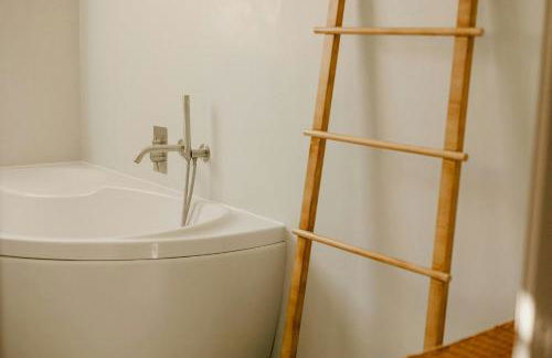 Designer House With Pool View In Saint Montan - Foto 33