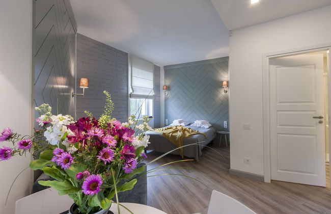 9010 Apartments - Photo 49