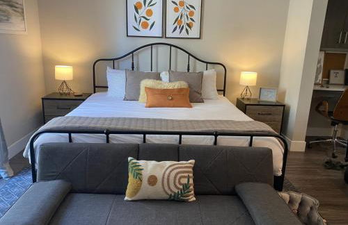 Casa Clementine - 10 min to SNA&Beach Plus Free Parking - Foto 6