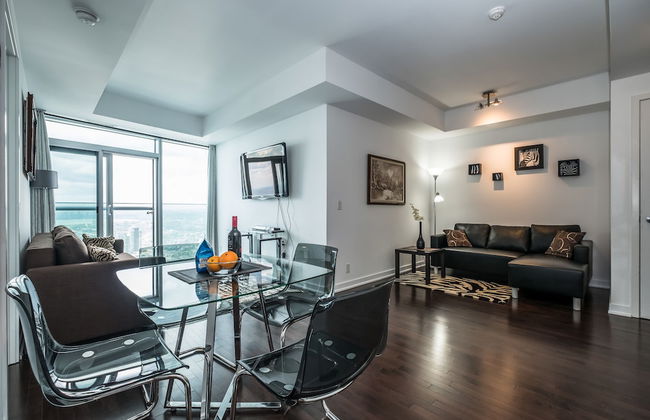 Condo in the sky with a breathtaking view - Foto 12