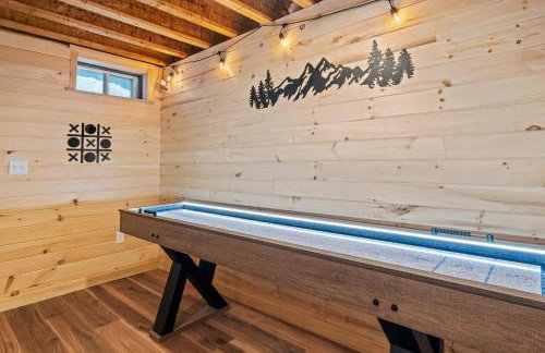 RiverNest - 1700 feet of Private Frontage on the Pemi River - 25 Acres, Sleeps 16, Close to Golf, Skiing, Hiking - Foto 45