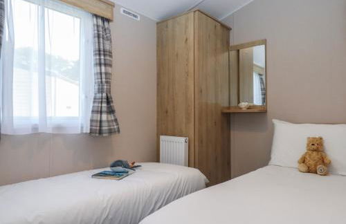 Caravan B61 at Landscove Holiday Park - Photo 15