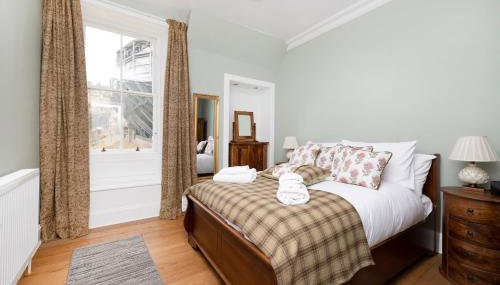 JOIVY Charming 2-Bed Flat Near Edinburgh Castle - Foto 4