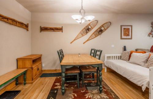 New Listing Updated 1 bedrm 1 bath Summit H Building #95 condo Just steps to Eagle Lodge sleeps 4 - Foto 5