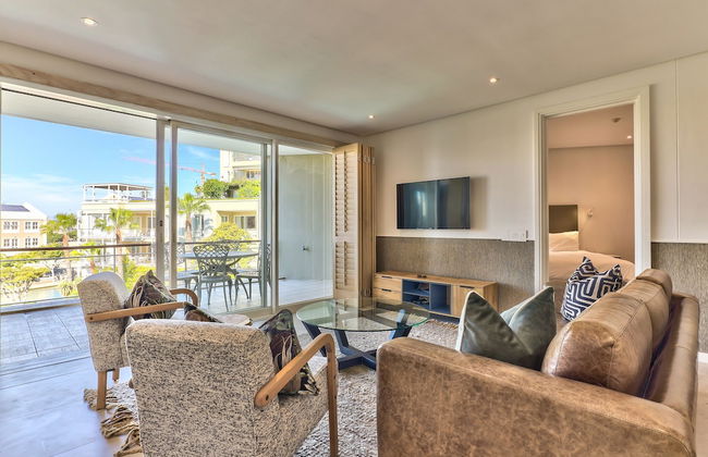 Two Bedroom Apartment - Fully Furnished and Design in V&a Marina Residential - Foto 7