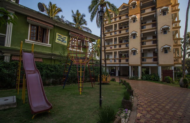 OYO 12953 Home Pool View 2BHK Arpora - Photo 23