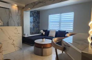 Luxurious Waterfront 2 room apartment- Remodeled- Free parking- 5min drive to Miami Beach - Foto 12