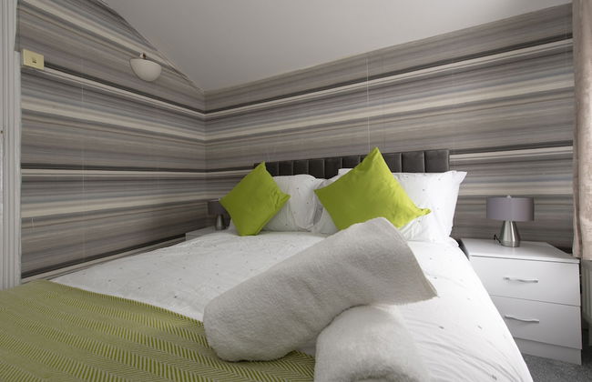 Fortified Three Bedroom Home - Foto 1