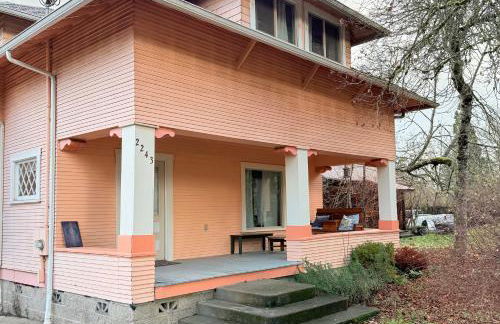 University House - Photo 18