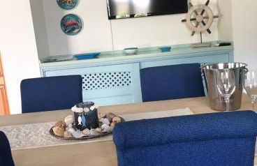 VILLA VITTORIA with LARGE PRIVATE HEATED SWIMMING POOL COMPLETE with HIDROMASSAGE FOR EXCLUSIVE USE , SEA and BEACH VIEW, 150 METERS FROM THE BEACH, POOL SURFACE 60 mq, POOL DEPTH 140 cm , FREE PARKING AND WIFI - Foto 31