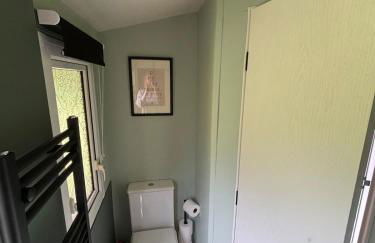 The Lodge, dog friendly rural retreat - Photo 10