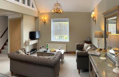 Campden Place - 2 Bed Home in Central Chipping Campden - Photo 4