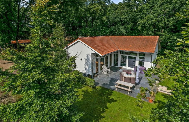 Spacious Family Villa Uden - Photo 53