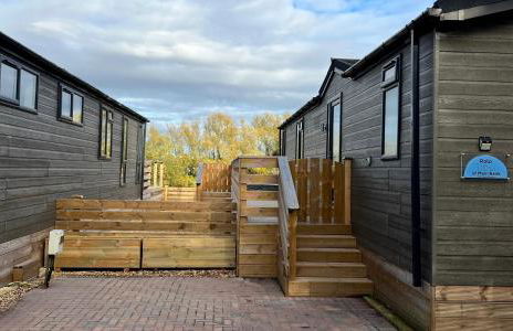 Rolo's Lakeside Lodge With Hot Tub & Hi-Speed Wifi - Foto 14