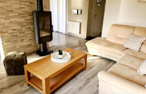 Le Donjon charmant gîte avec jardin et terrasse proche du Puy duFou - Photo 6